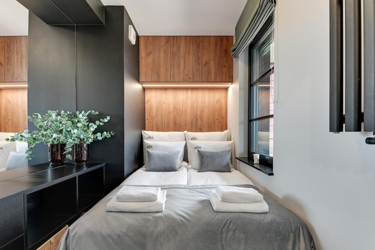 Doki Living & Foodhall By Downtown Apartments Gdansk Luaran gambar