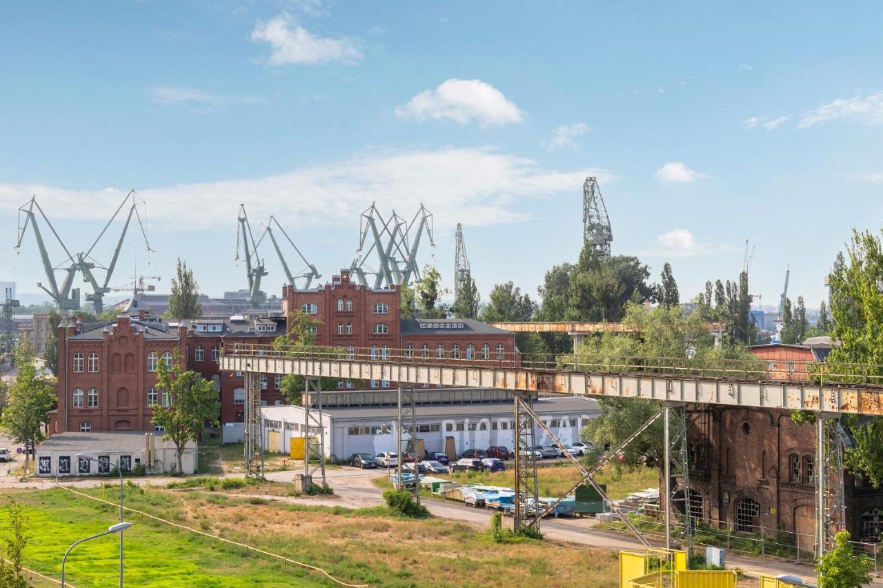 Doki Living & Foodhall By Downtown Apartments Gdansk Luaran gambar